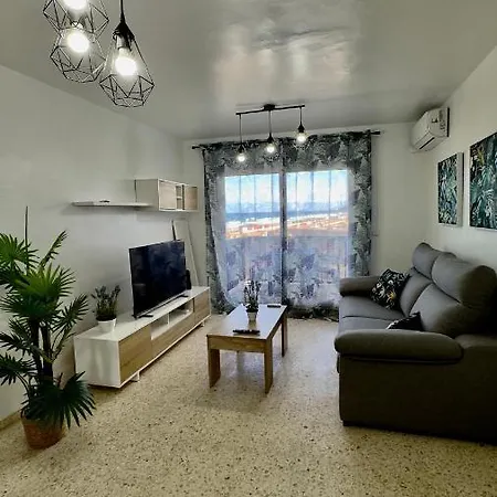 Apartment Primera Linea De Playa Y Gibraltar A 5 Minutos La Linea de la Concepcion